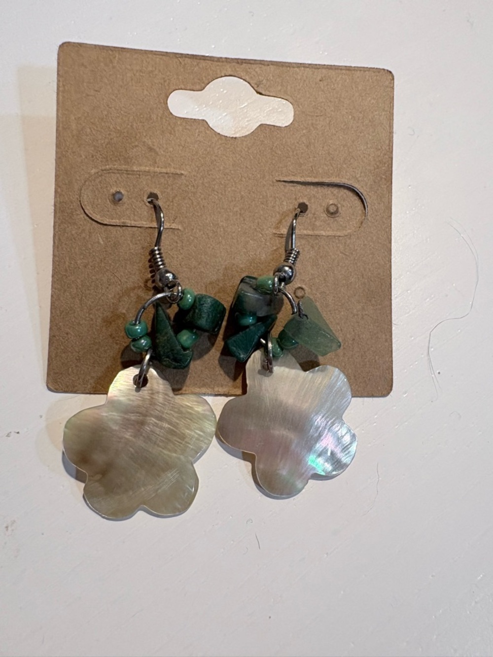 Adorable shell and real gemstone earrings and bracelets set - Picture 4 of 4
